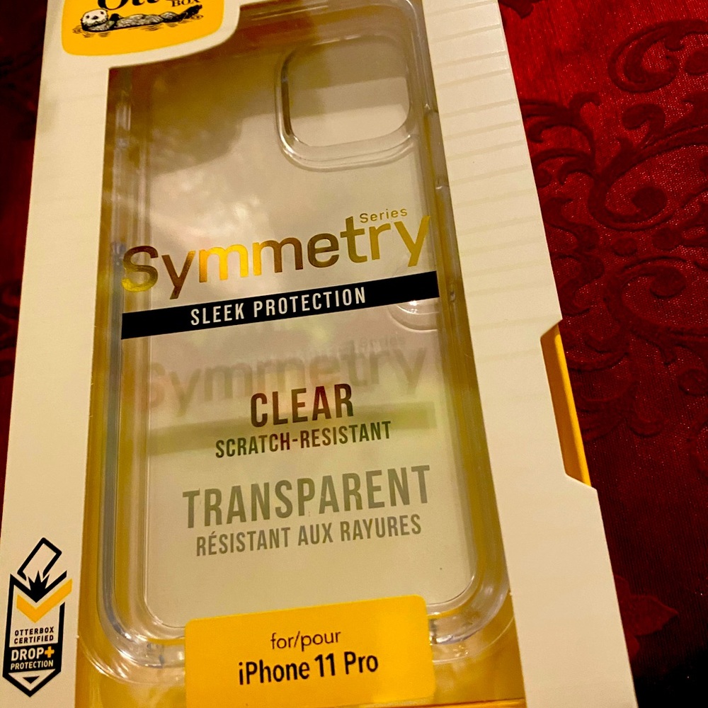 Otter box iphone 11 pro case clear. New!